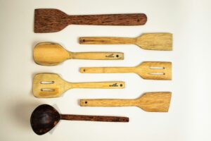 Guía de materiales: Del Bambú al Ácido Poliláctico (PLA)